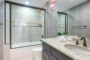 1500 Caribbean Dr, Sarasota, FL 34231 - Photo 30