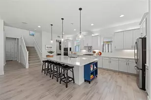 8067 Waterbend Trl, Sarasota, FL 34240 - Photo 14