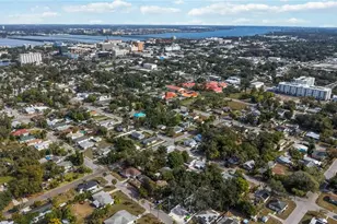 1414 17th St W, Bradenton, FL 34205 - Photo 8