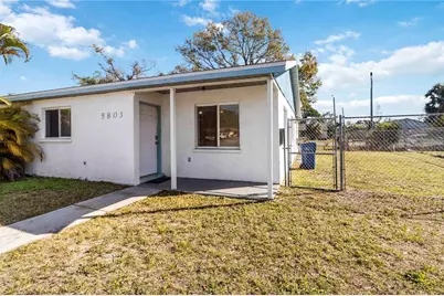 5801 8th Street Court E, Bradenton, FL 34203 - Photo 2