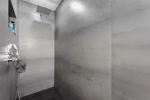 6861 Superior St Cir, Sarasota, FL 34243 - Photo 38