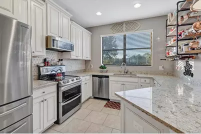 5274 78th Street Circle #05, Bradenton, FL 34203 - Photo 12