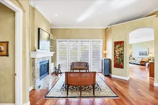 381 Bob White Dr, Sarasota, FL 34236 - Photo 4