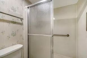 1125 W Peppertree Dr, Sarasota, FL 34242 - Photo 22