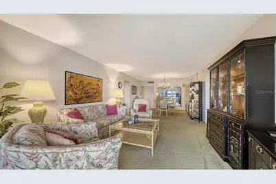 1125 W Peppertree Drive #302, Sarasota, FL 34242 - Photo 6