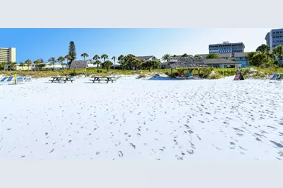 1125 W Peppertree Drive #302, Sarasota, FL 34242 - Photo 58