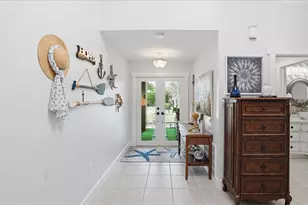 6530 Waterford Circle, Sarasota, FL 34238 - Photo 6