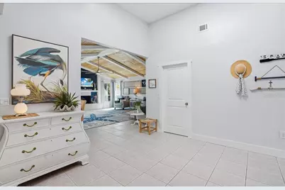 6530 Waterford Circle, Sarasota, FL 34238 - Photo 12