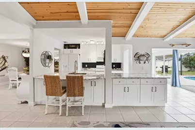 6530 Waterford Circle, Sarasota, FL 34238 - Photo 16