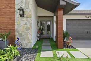 6530 Waterford Circle, Sarasota, FL 34238 - Photo 4