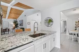 6530 Waterford Circle, Sarasota, FL 34238 - Photo 18