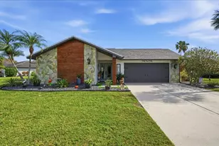 6530 Waterford Cir, Sarasota, FL 34238 - Photo 1