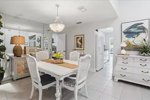 6530 Waterford Circle, Sarasota, FL 34238 - Photo 10