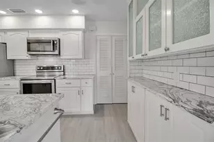 922 Casey Cove Dr, Nokomis, FL 34275 - Photo 30