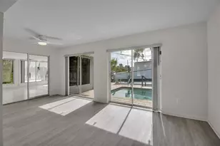 922 Casey Cove Dr, Nokomis, FL 34275 - Photo 16
