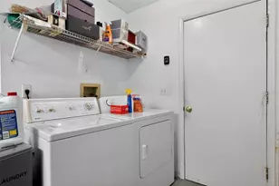 3064 Bloomsbury Dr, Kissimmee, FL 34747 - Photo 10