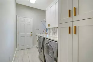 4728 White Tail Ln, Sarasota, FL 34238 - Photo 46