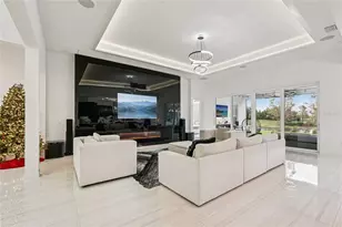 8294 Grande Shores Dr, Sarasota, FL 34240 - Photo 2