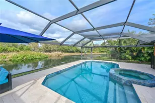 7974 Monticello Ln, Sarasota, FL 34243 - Photo 14