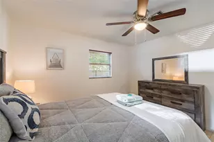 95 S Briggs Ave, Sarasota, FL 34237 - Photo 20