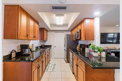 95 S Briggs Avenue, Sarasota, FL 34237 - Photo 8