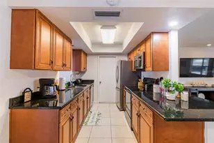 95 S Briggs Ave, Sarasota, FL 34237 - Photo 8
