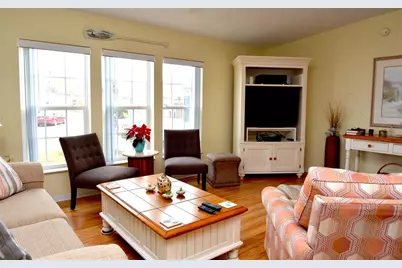 817 S Green Circle, Venice, FL 34285 - Photo 4