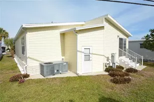 817 S Green Cir, Venice, FL 34285 - Photo 16