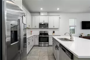 1912 Swivel Ln, Sarasota, FL 34240 - Photo 4