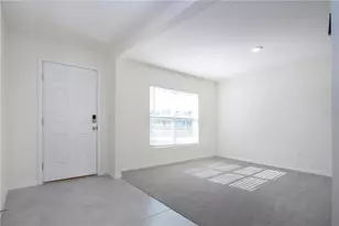 5456 Logan Cave Ave, Wimauma, FL 33598 - Photo 10