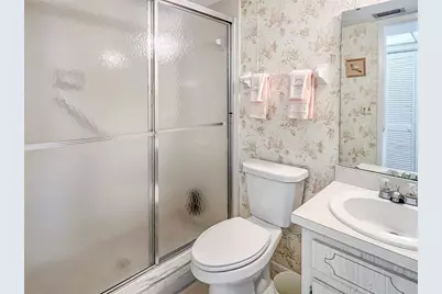 3424 Lake Bayshore Drive #405 BUILDING P, Bradenton, FL 34205 - Photo 10