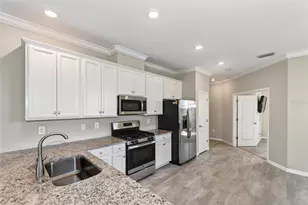 11705 Bluebird Pl, Lakewood Ranch, FL 34211 - Photo 6