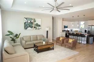 18946 Ayrshire Cir, Port Charlotte, FL 33948 - Photo 8