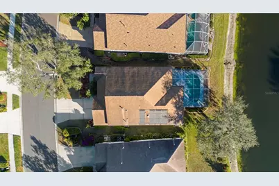 12216 Winding Woods Way, Lakewood Ranch, FL 34202 - Photo 4