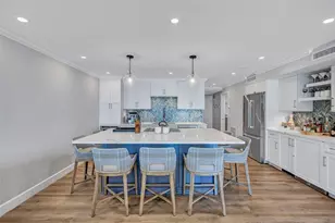 6140 Midnight Pass Rd, Sarasota, FL 34242 - Photo 14