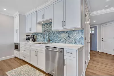 6140 Midnight Pass Road #401, Sarasota, FL 34242 - Photo 12