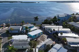 2601 Gulf Dr N, Bradenton Beach, FL 34217 - Photo 1