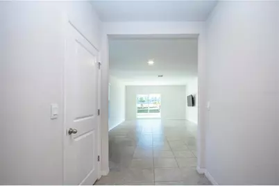 3513 Hilltop Circle, Bradenton, FL 34211 - Photo 4