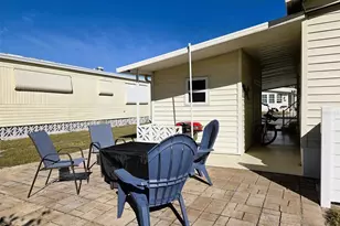 3320 Oakwood Blvd S, Sarasota, FL 34237 - Photo 6