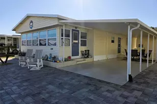 3320 Oakwood Blvd S, Sarasota, FL 34237 - Photo 2