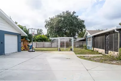 2107 6th Street W, Palmetto, FL 34221 - Photo 18