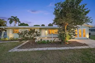 2534 Waneta Dr, Sarasota, FL 34231 - Photo 1