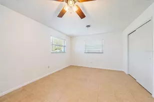2534 Waneta Dr, Sarasota, FL 34231 - Photo 14