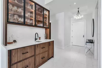 111 S Pineapple Avenue #1205, Sarasota, FL 34236 - Photo 6