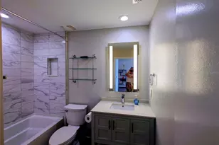 200 4th Ave S, Saint Petersburg, FL 33701 - Photo 10