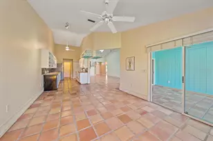 3191 Lake Park Ln, Sarasota, FL 34231 - Photo 20