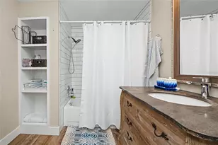 5408 Eagles Point Cir, Sarasota, FL 34231 - Photo 26