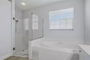 9402 Glen Abbey Ln, Sarasota, FL 34238 - Photo 42