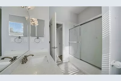 9402 Glen Abbey Lane, Sarasota, FL 34238 - Photo 44