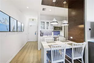 225 Sands Point Rd, Longboat Key, FL 34228 - Photo 10